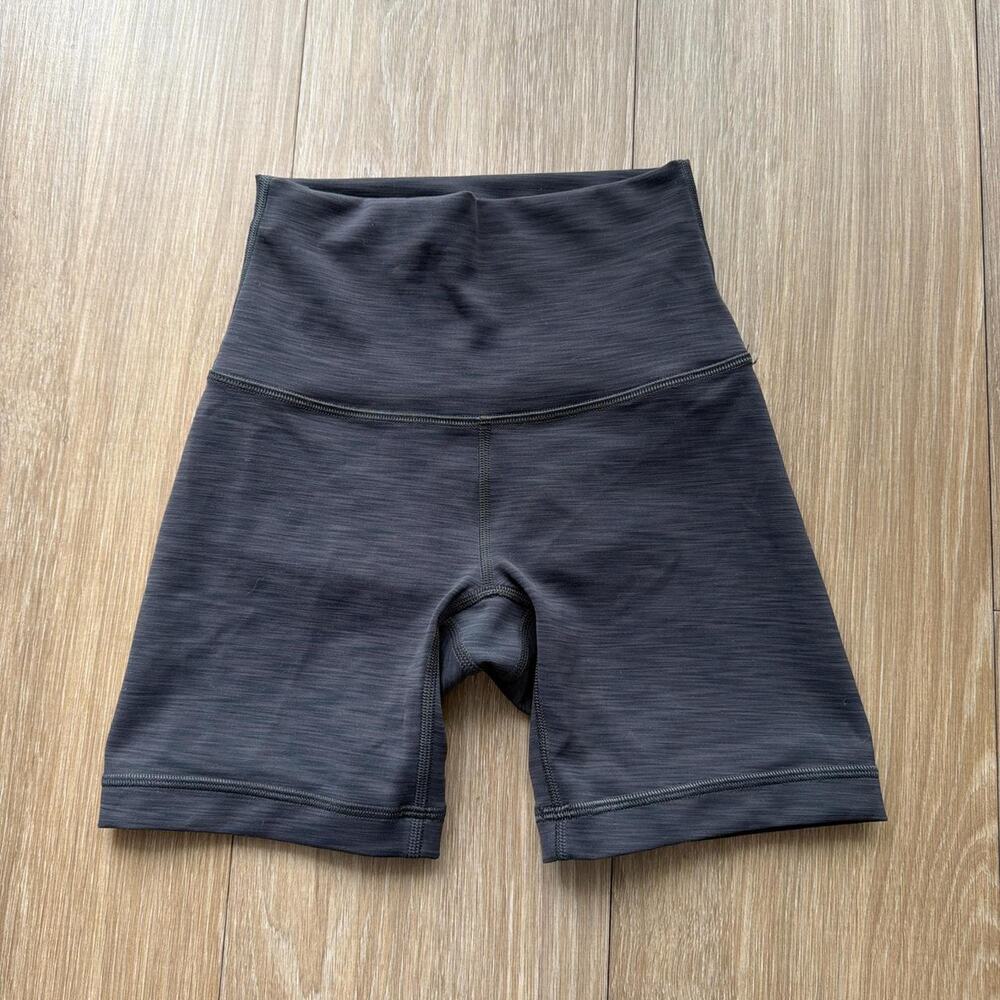 Lululemon grey high waisted biker shorts Size 0
